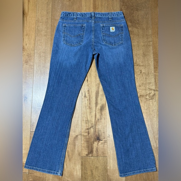 CARHARTT Curvy Fit Denim Jeans Size 10 x 32 Medium Women’s Bootcut Mid Rise - Picture 2 of 6
